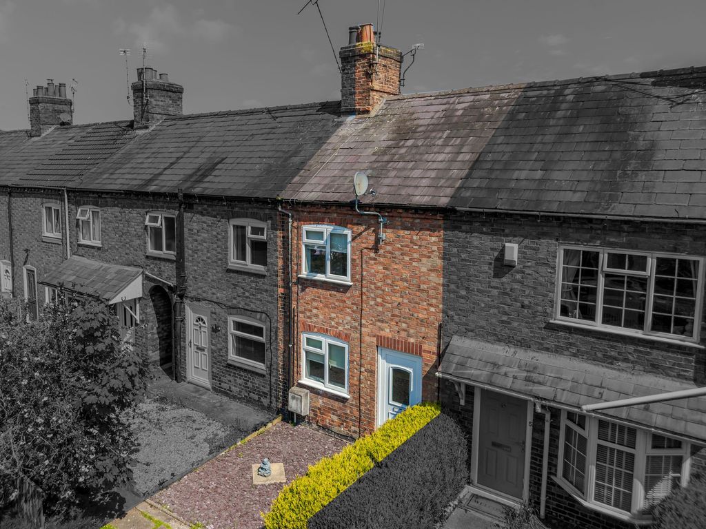 Property photo 2 of 21