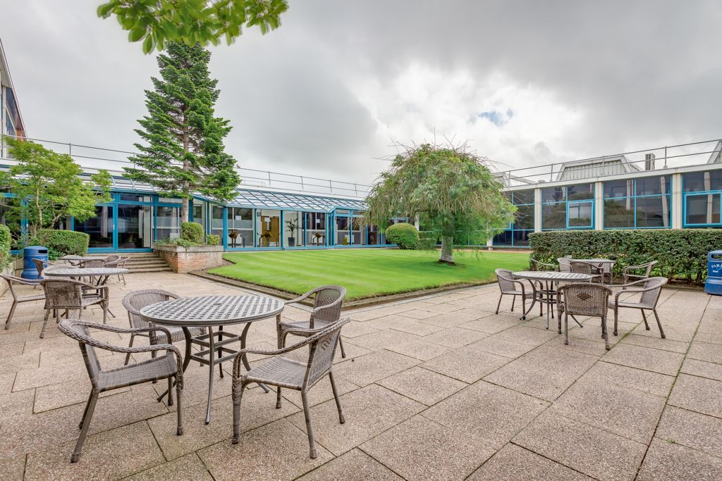 Property photo 2 of 7 Photo 2