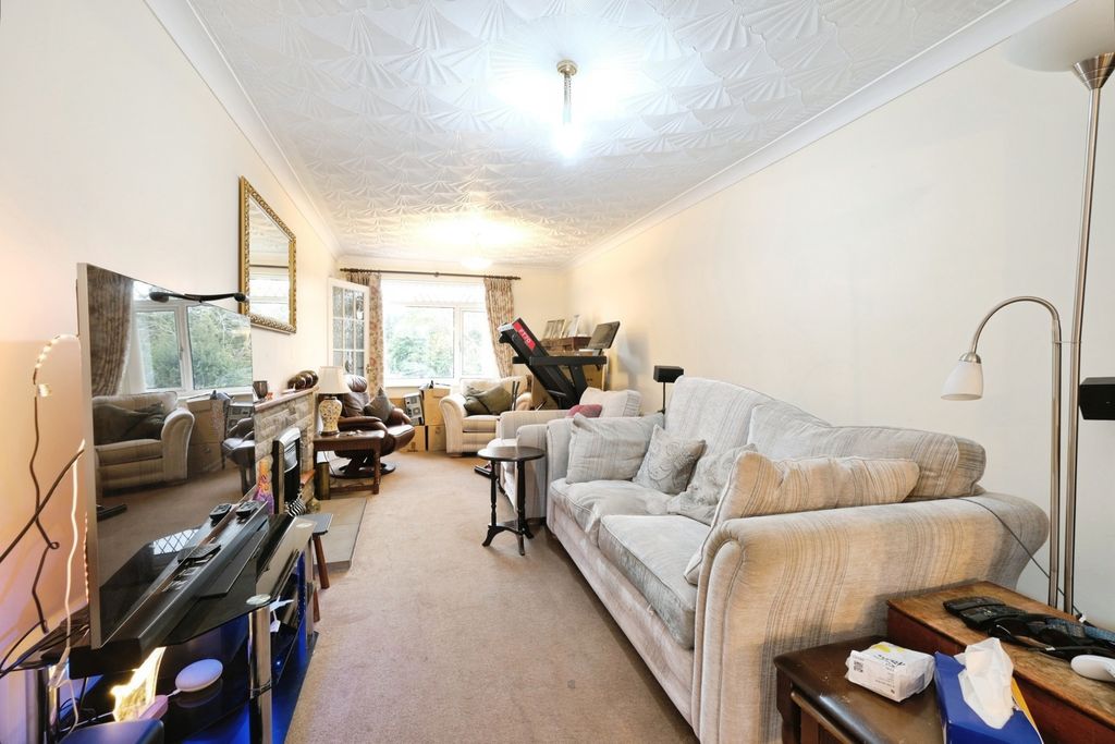 Property photo 2 of 14 Image 2