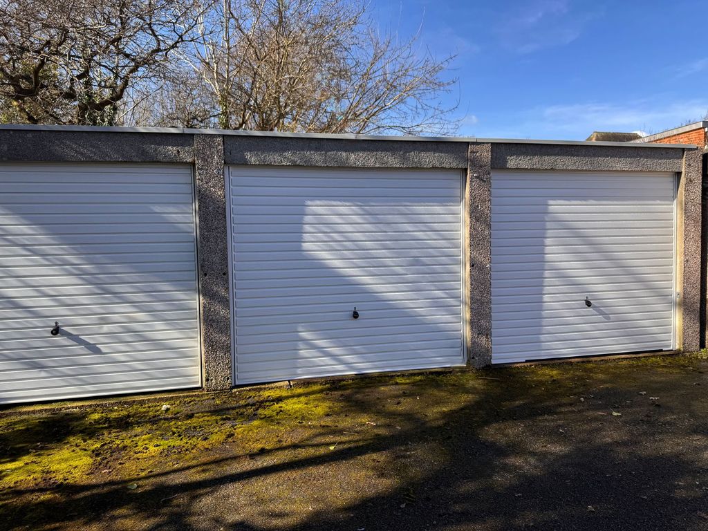 Property photo 3 of 3