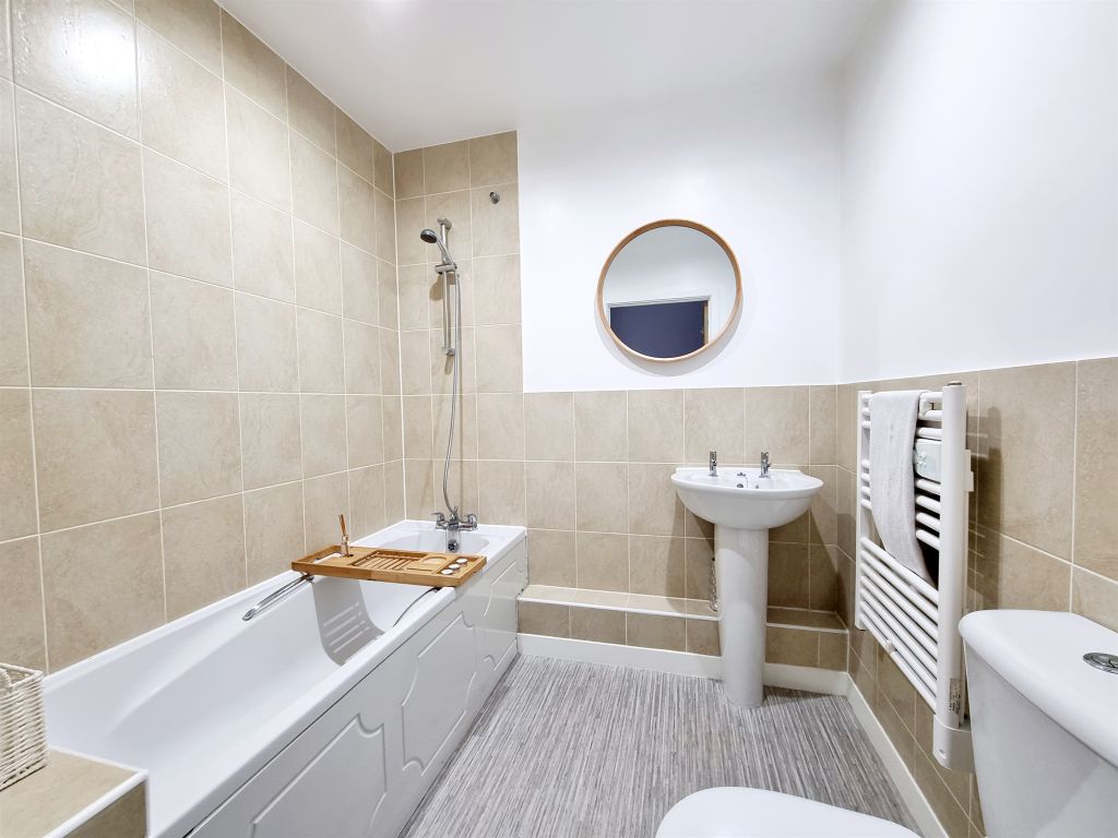 Property photo 2 of 24