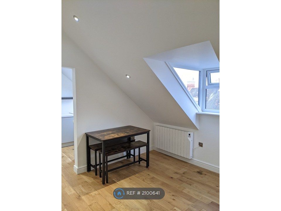 Property photo 2 of 12