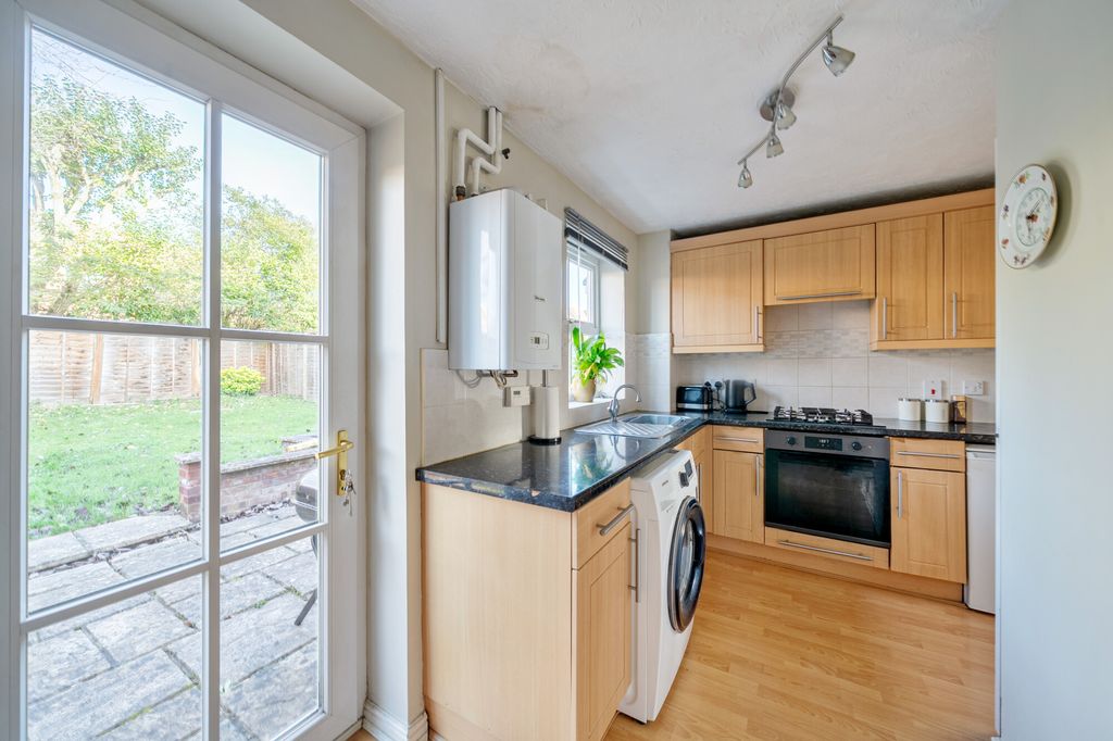 Property photo 2 of 10