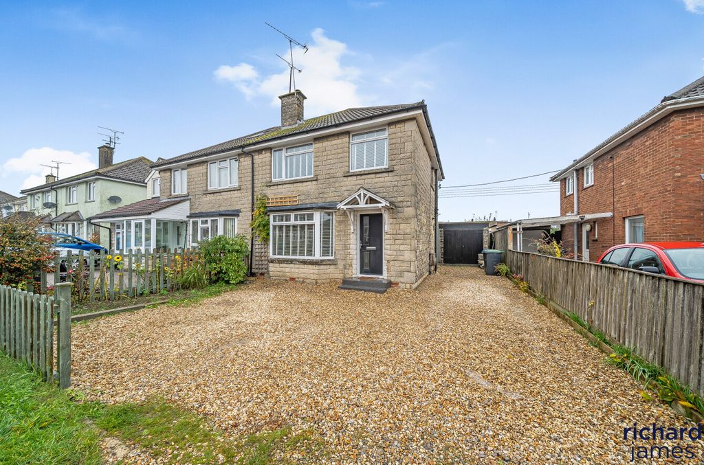 Property photo 1 of 17 B208Abdc-Ca34-4Ed...