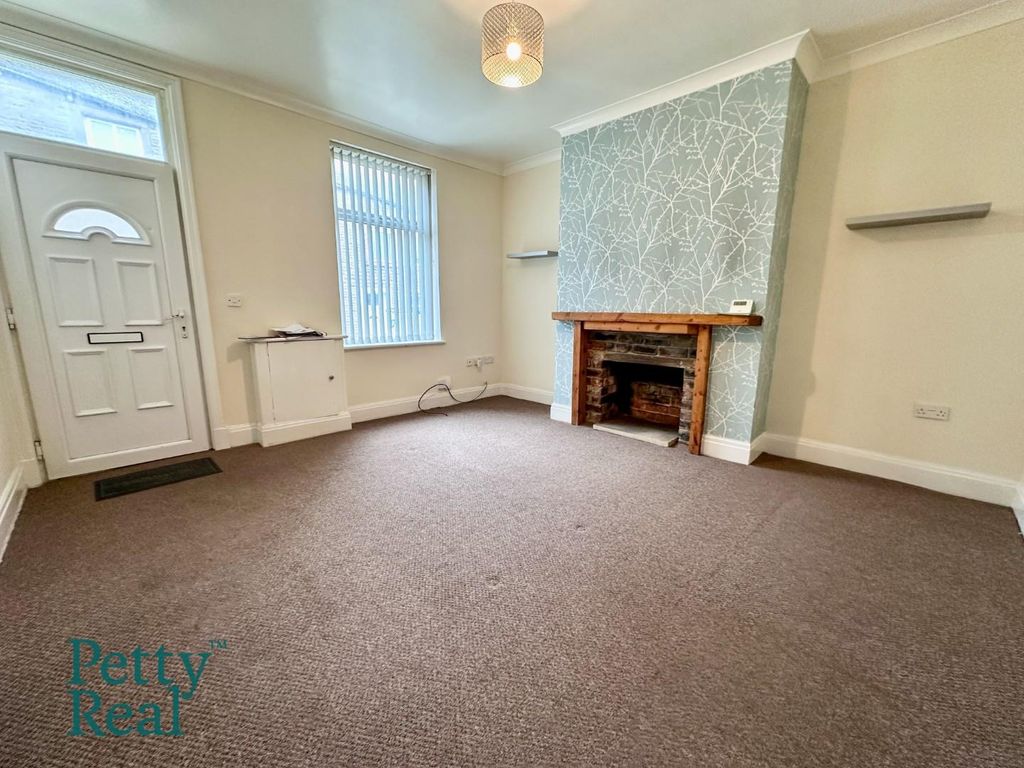 Property photo 1 of 9 Ad55F051-B415-49CE-9990-03B60Ca9B37D.Jpeg