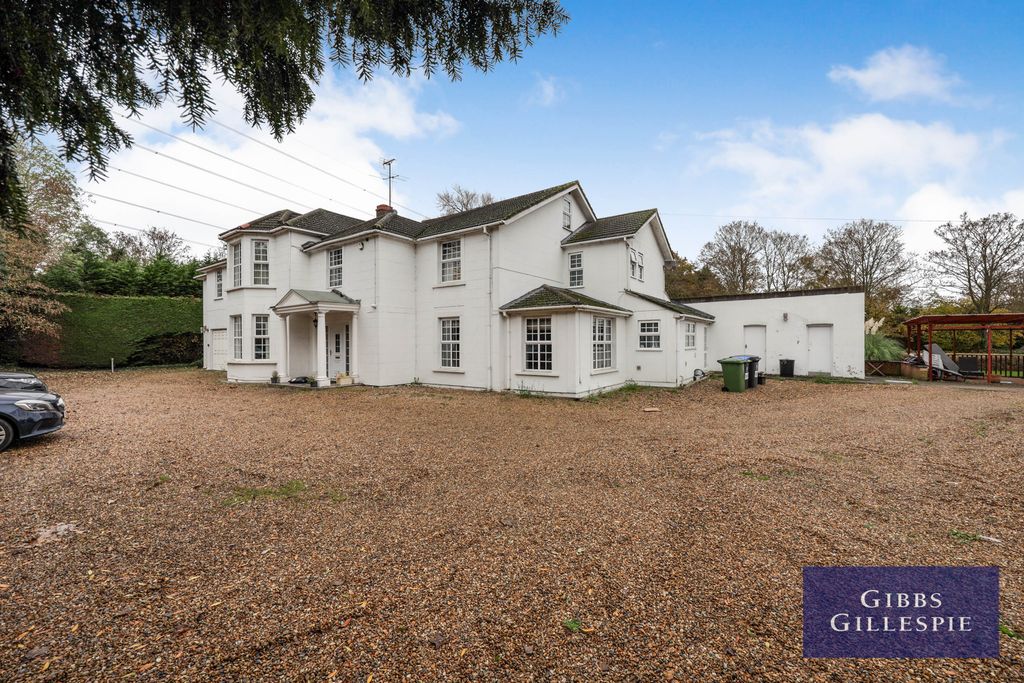 Property photo 2 of 11 11