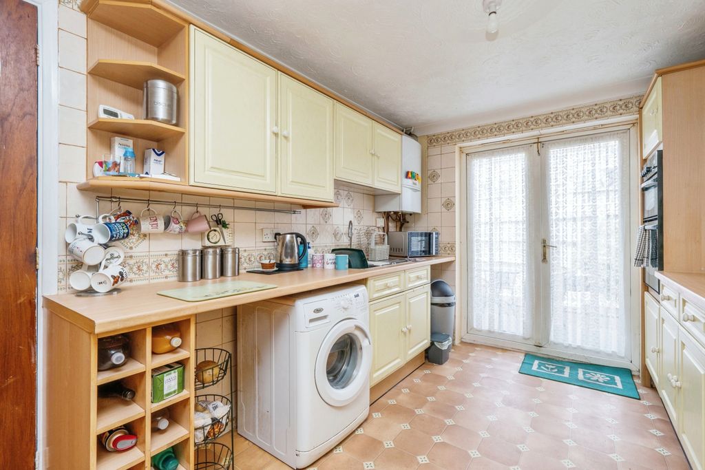 Property photo 2 of 14 Kitchen/Diner