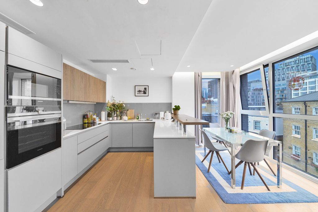 Property photo 2 of 19 Picture No. 40