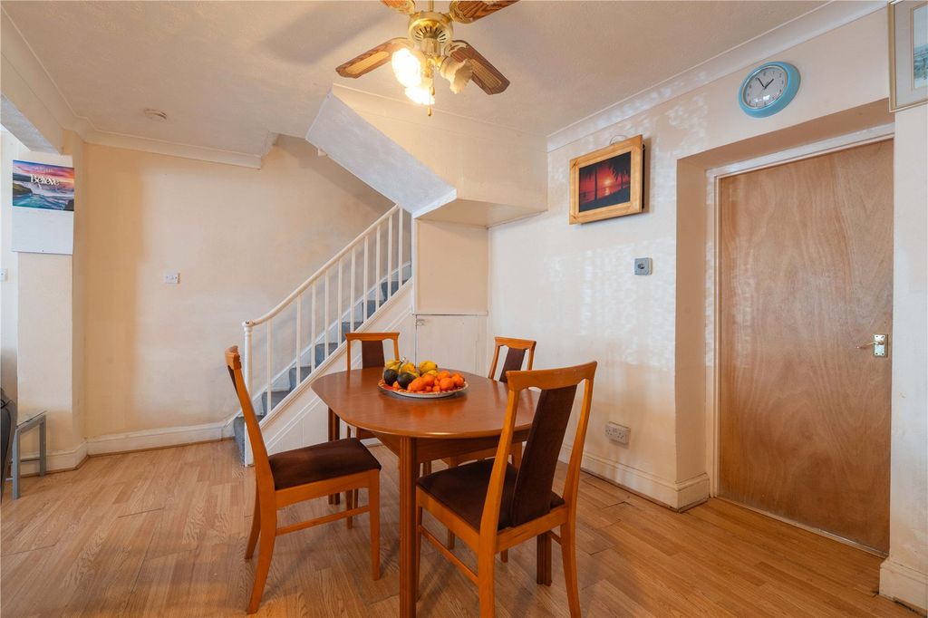 Property photo 3 of 17 Picture No. 22
