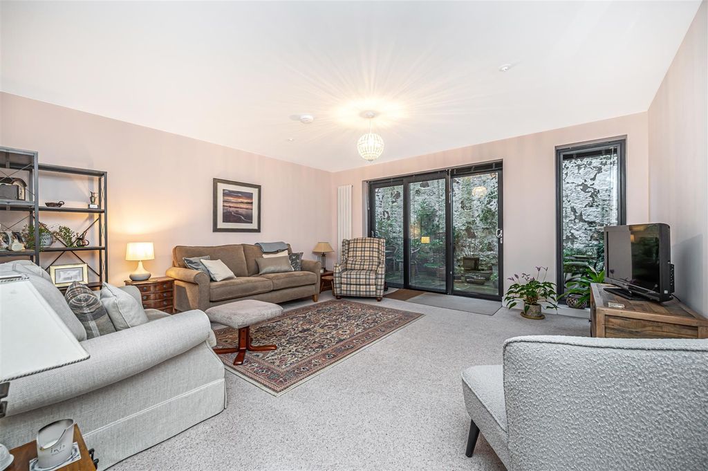 Property photo 2 of 28 Untitled (5 Of 1).Jpg