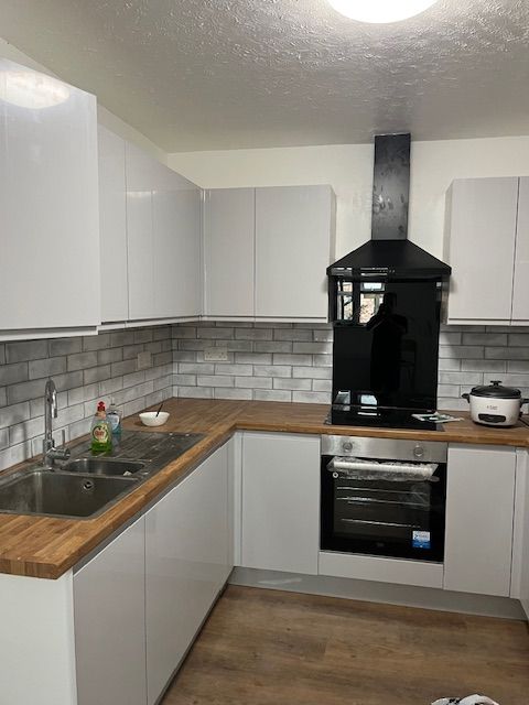 Property photo 1 of 25