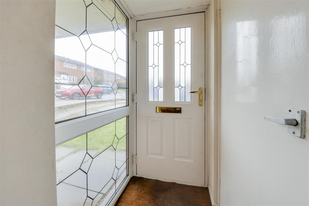 Property photo 3 of 28 2 (1).Jpg