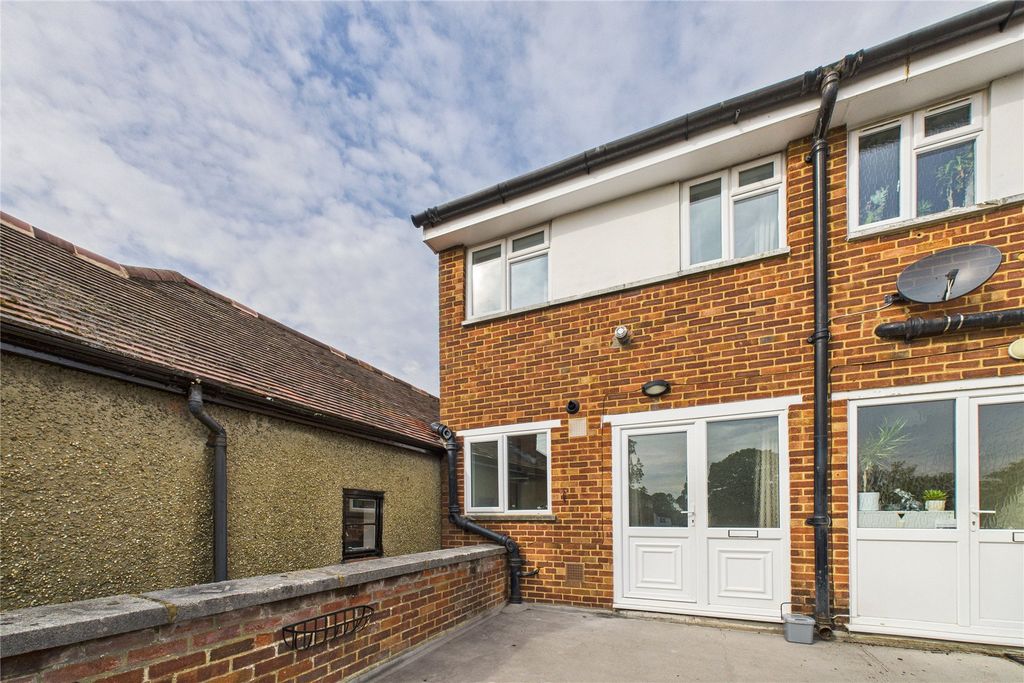 Property photo 3 of 7 Picture No. 06