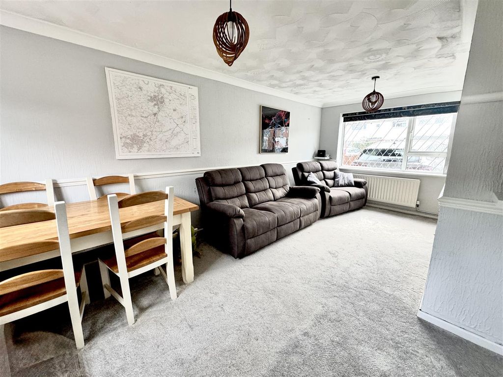 Property photo 3 of 19 Img_0015.Jpg