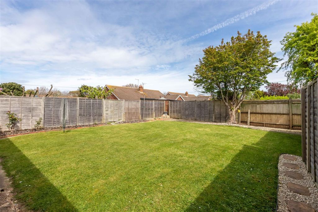 Property photo 2 of 16 Windmere-14.Jpg