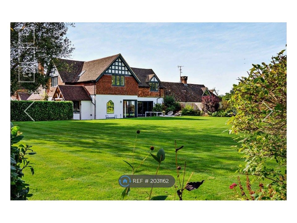 Property photo 2 of 25