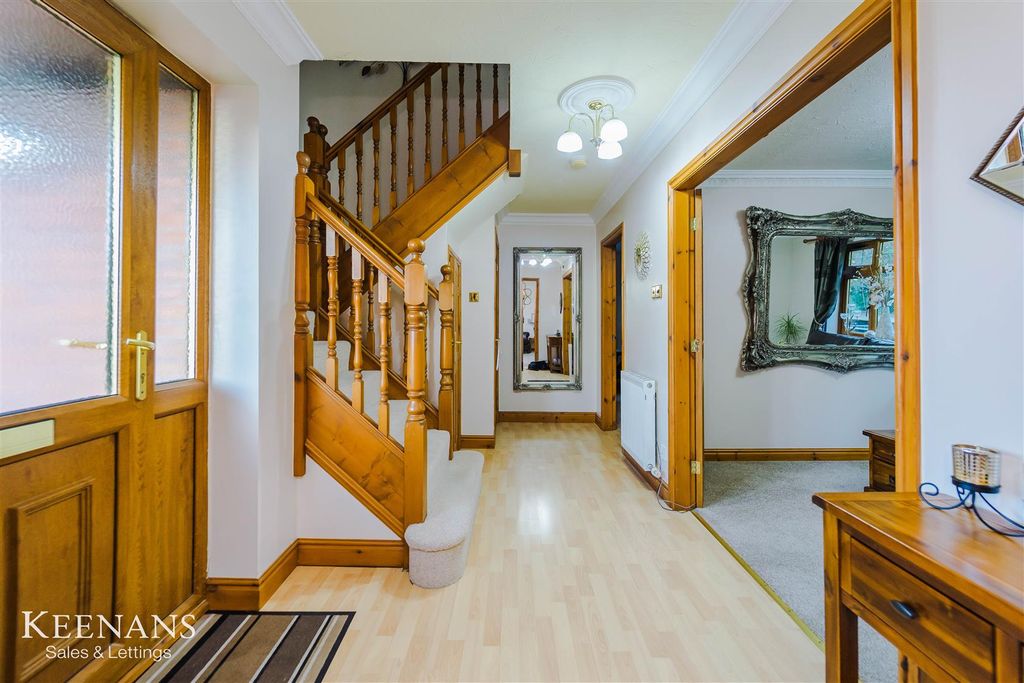 Property photo 3 of 42 3.Jpg