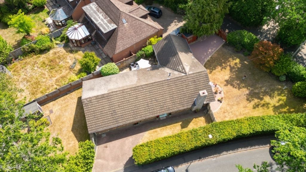 Property photo 1 of 19 5337840