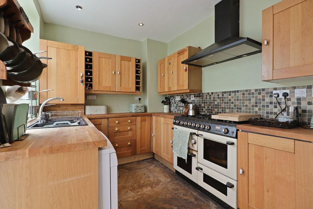 Property photo 2 of 35 Kitchen