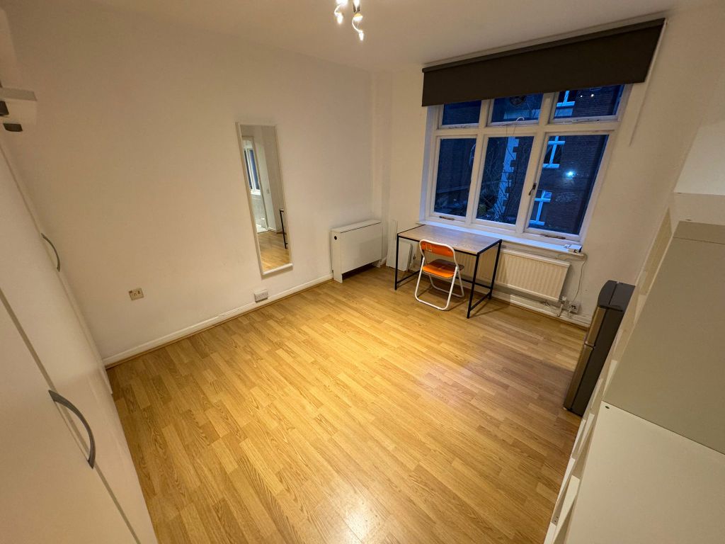 Property photo 2 of 8