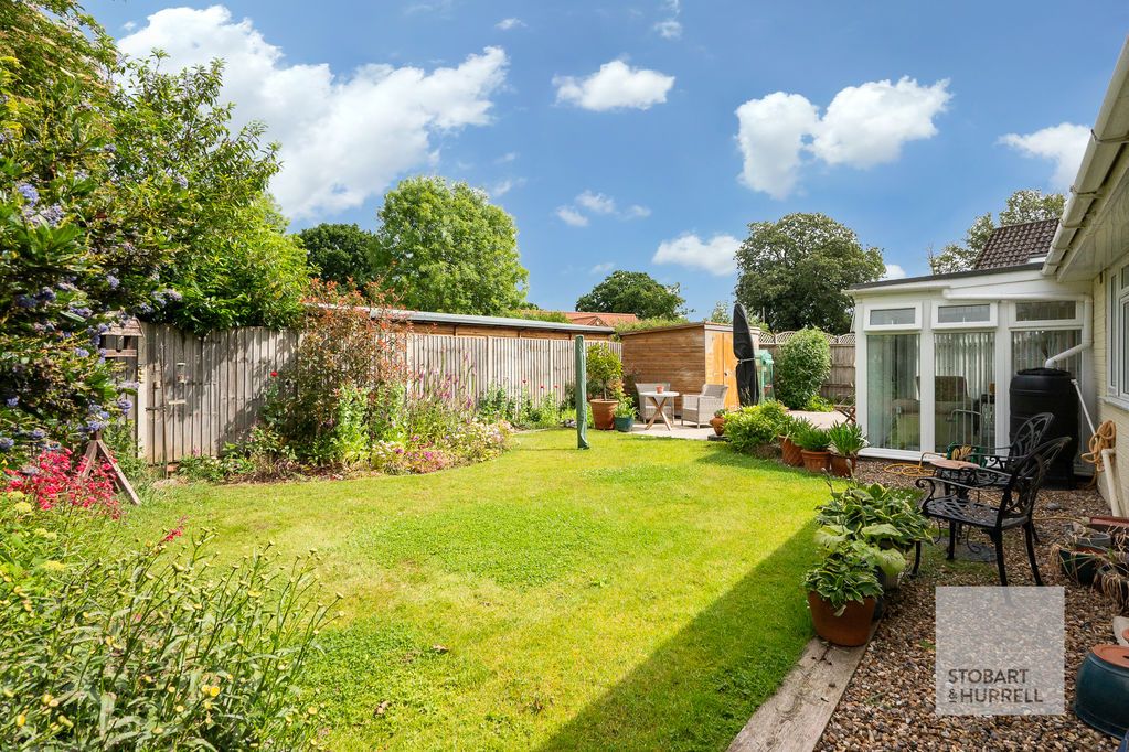 Property photo 2 of 17 Garden