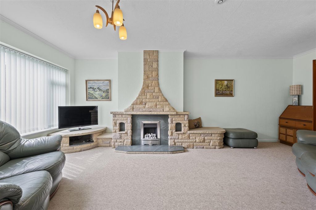 Property photo 3 of 29 P1113913.Jpg