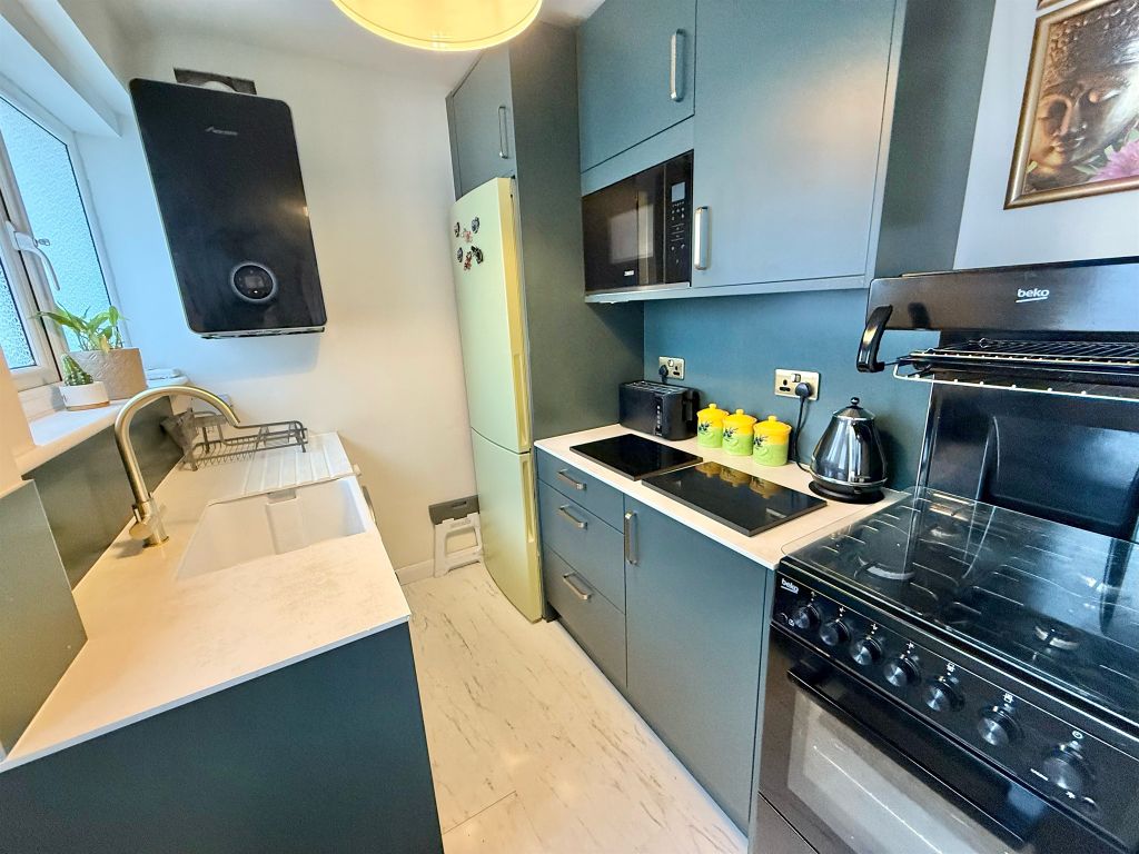 Property photo 2 of 16