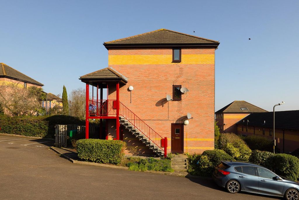 Property photo 2 of 18 Char5637.Jpg