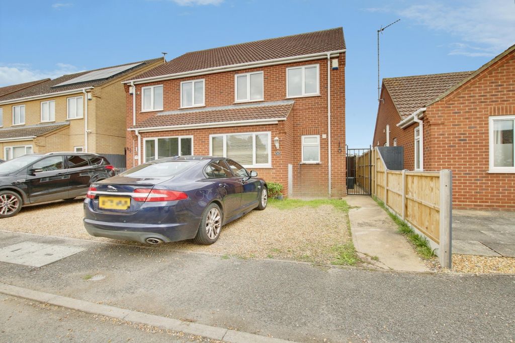 Property photo 1 of 22