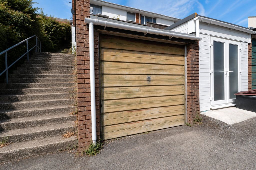 Property photo 3 of 18 3 - Picture No. 22