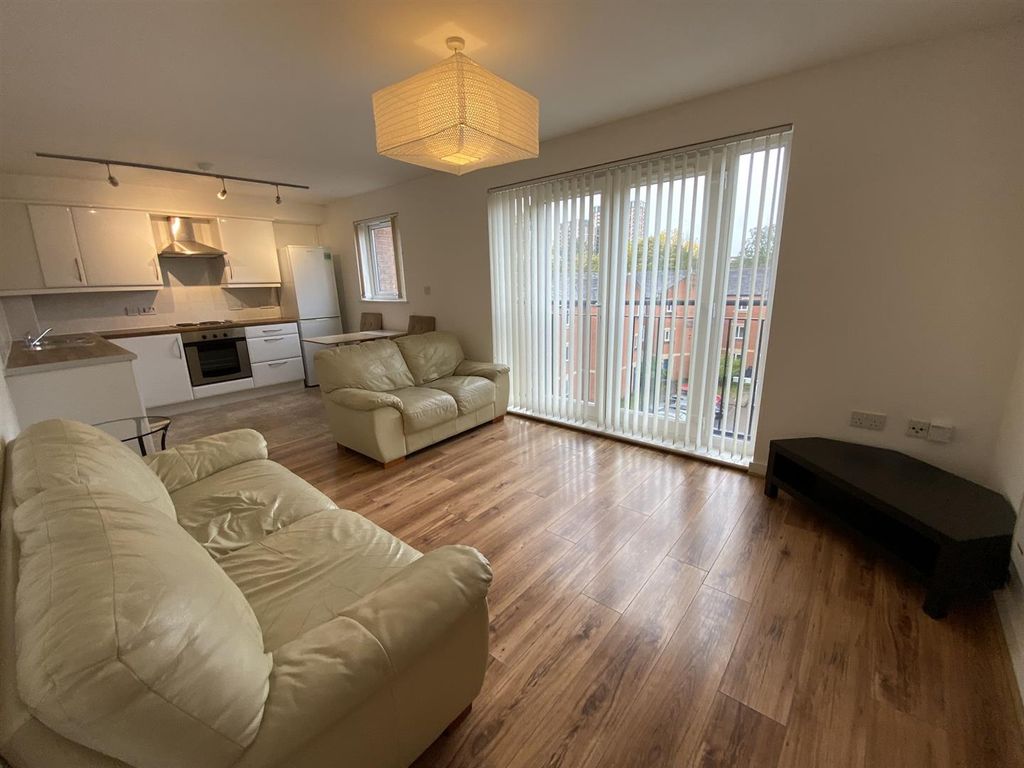 Property photo 2 of 7 Living Room