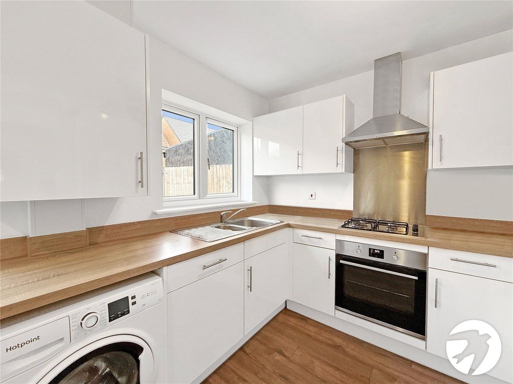 Property photo 2 of 11 Picture No. 05