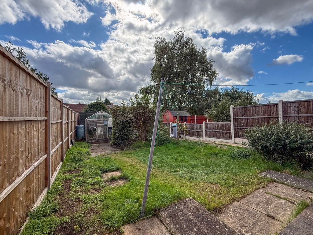 Property photo 3 of 15 Rear Garden 1