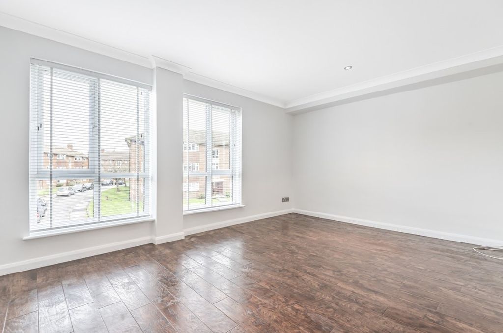 Property photo 2 of 7 543964 (2)