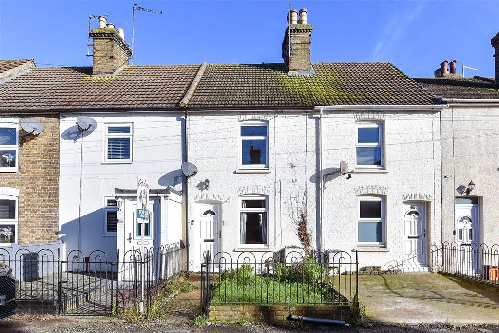 Property photo 1 of 9 External (Web) ::