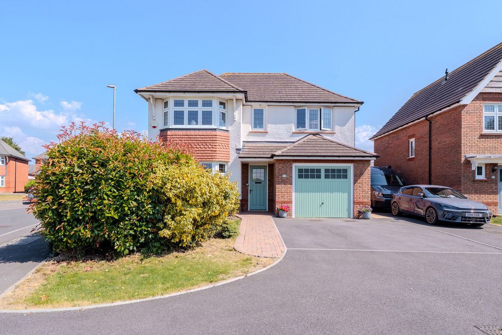 Property photo 1 of 47