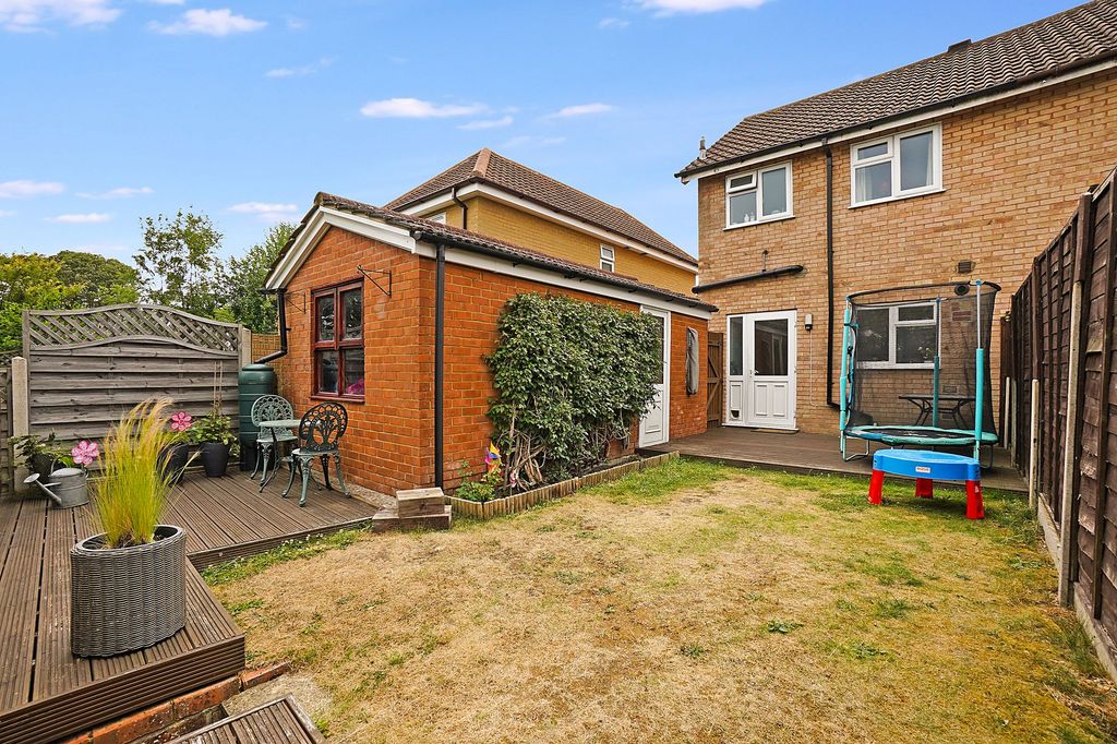 Property photo 2 of 18