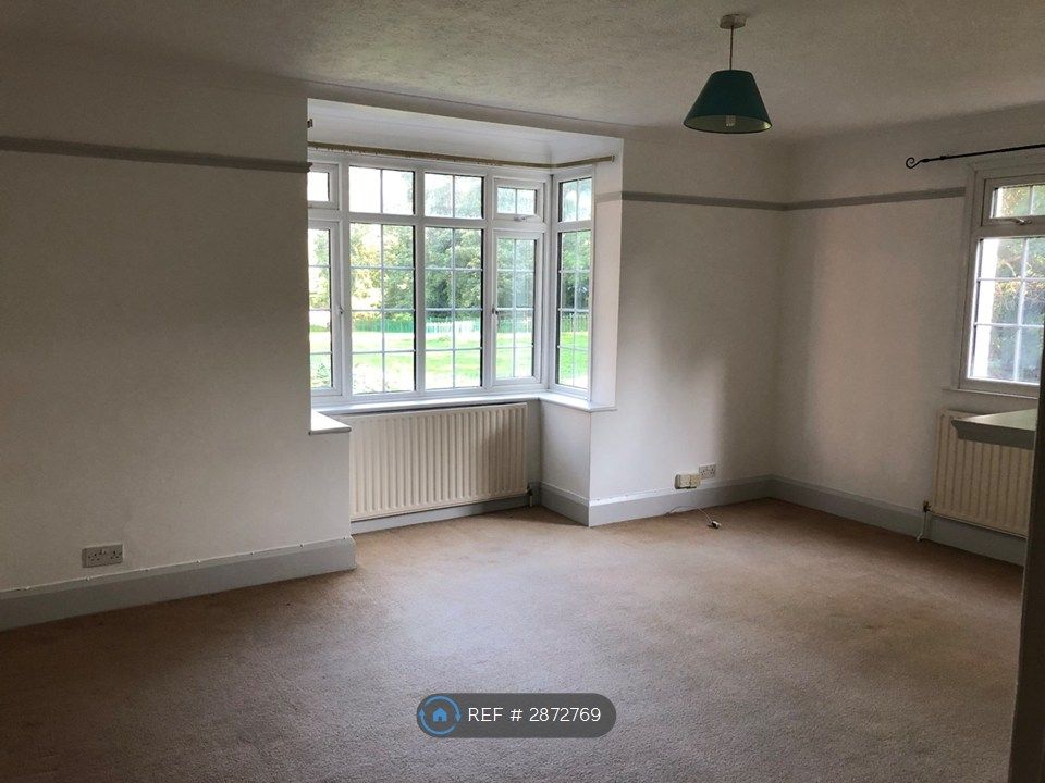 Property photo 3 of 9 Double Aspect Sitting Room