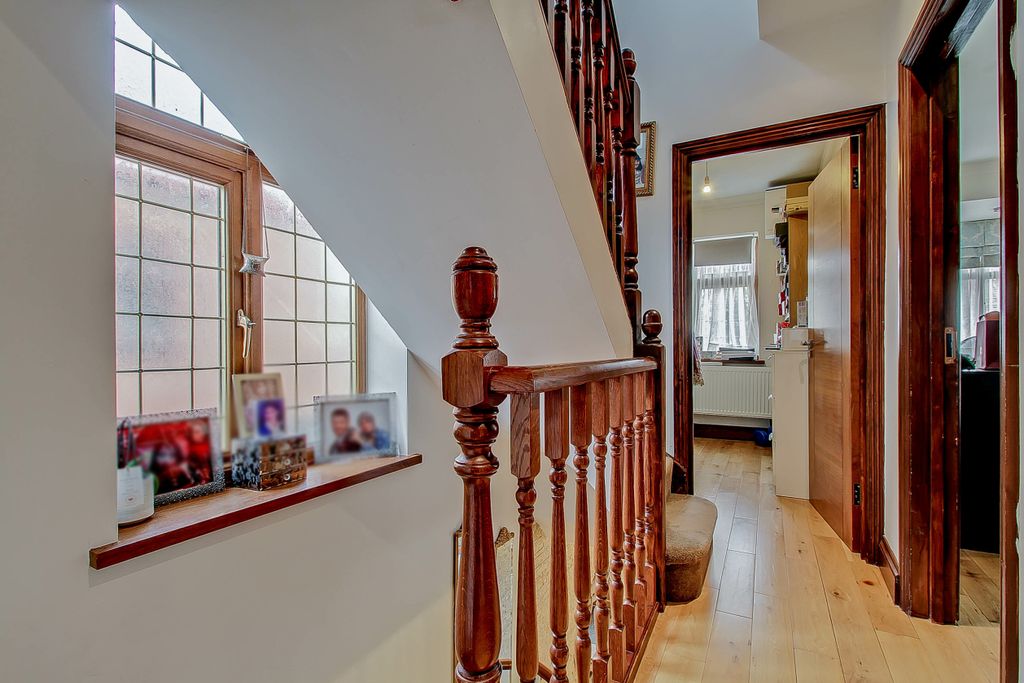 Additional image 9 of 4 bed semi-detached house for saleAshness Gardens, Greenford UB6