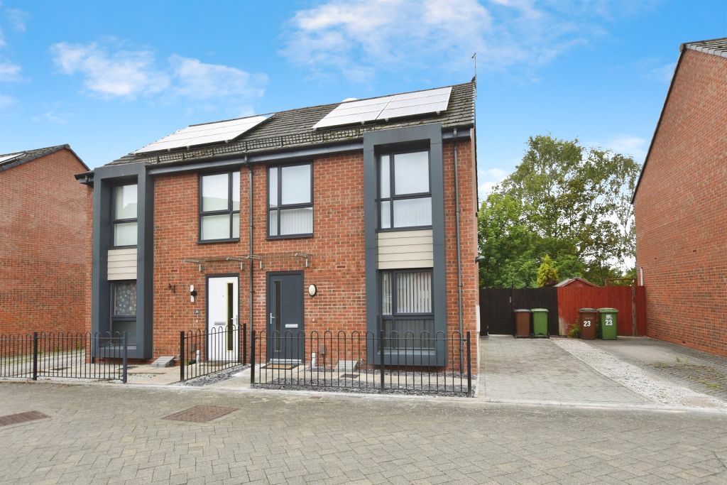 Property photo 1 of 15