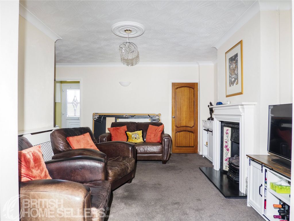 Property photo 3 of 15 Picture No. 07