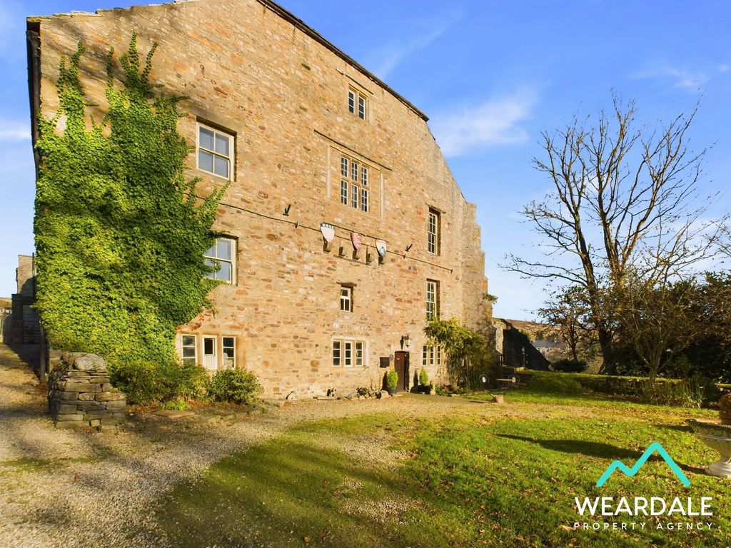 Property photo 1 of 57