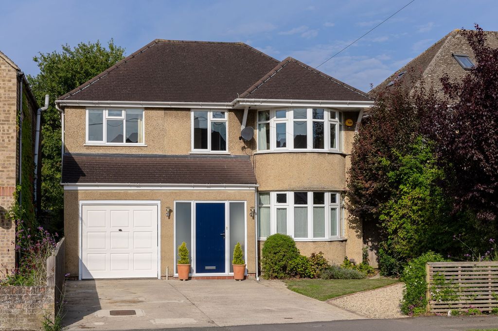 Property photo 1 of 31