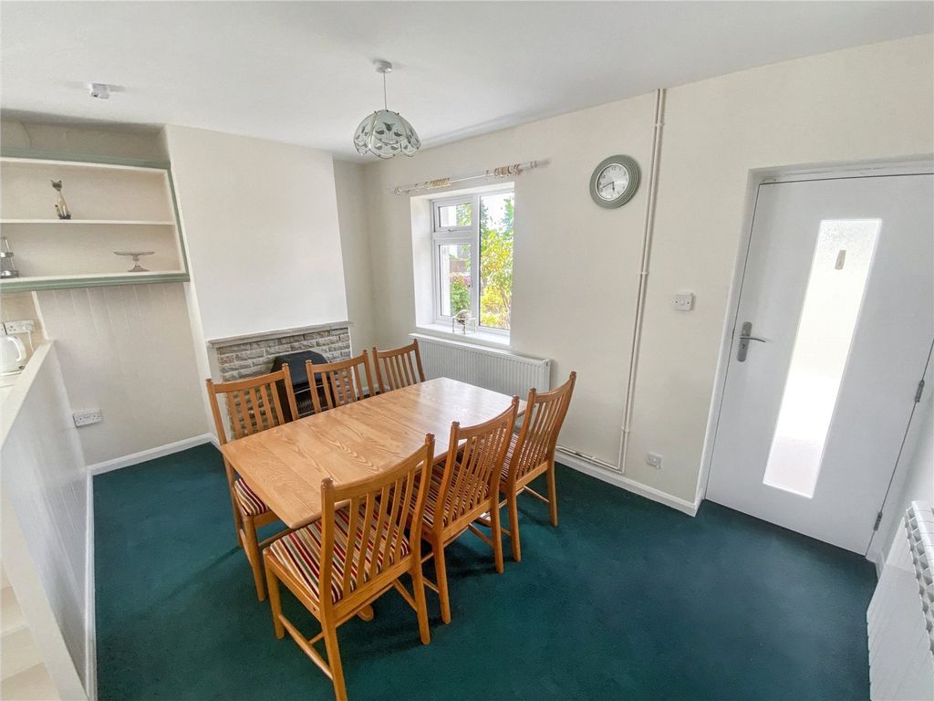 Property photo 3 of 16 Dining Room