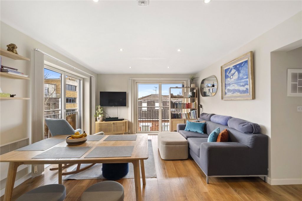 Property photo 2 of 9 Reception Room