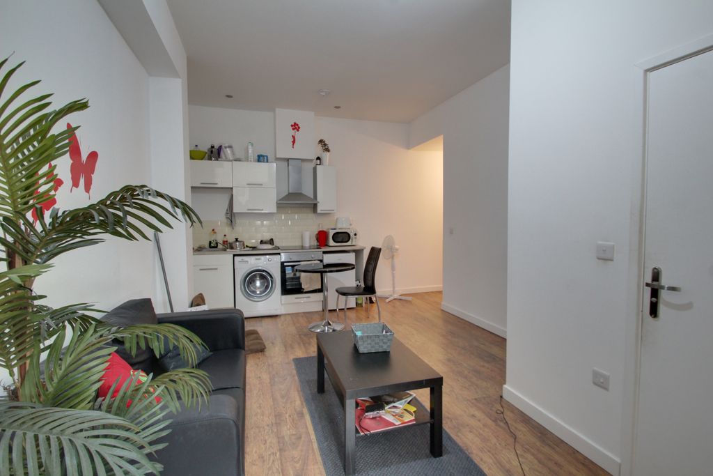Property photo 1 of 5