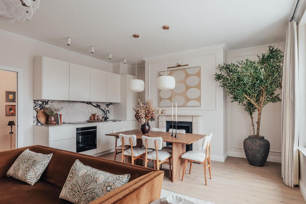 Property photo 1 of 32 Image