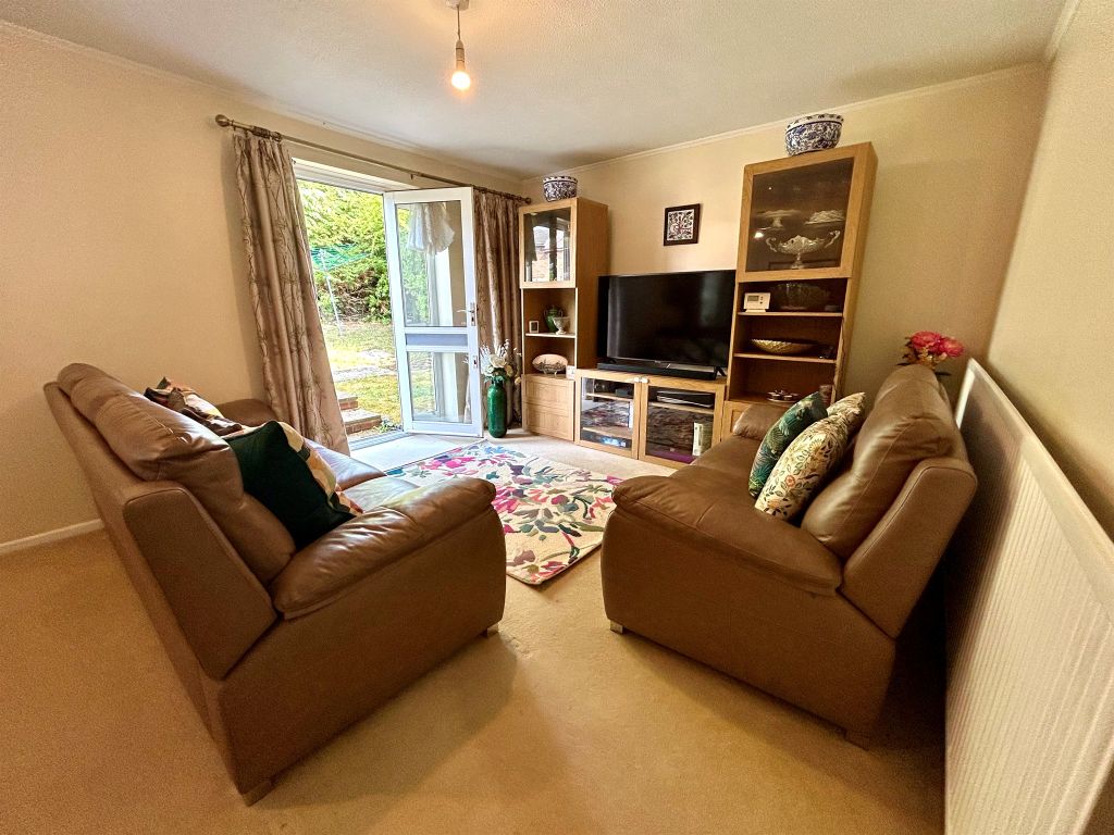 Property photo 3 of 13
