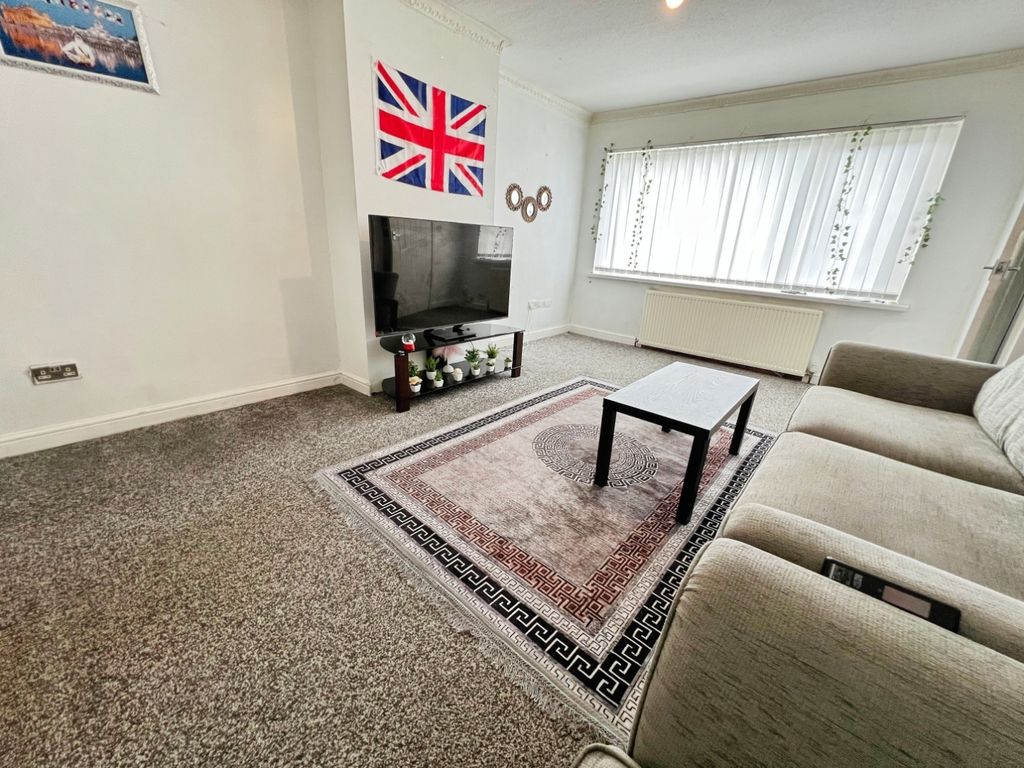 Property photo 3 of 23 Living Room