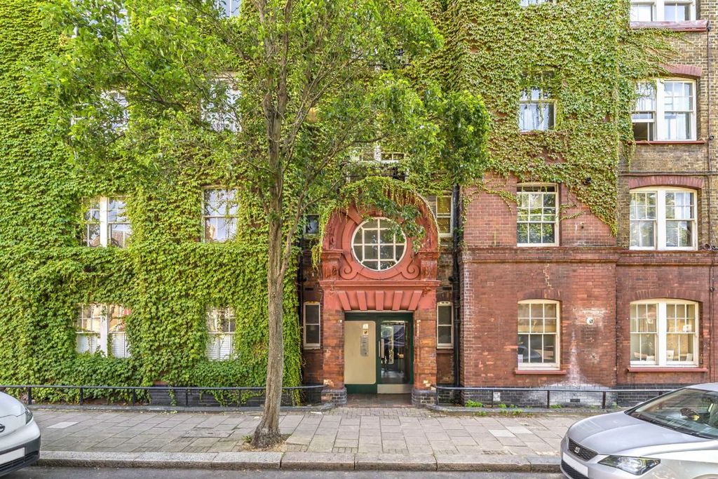 Property photo 1 of 6